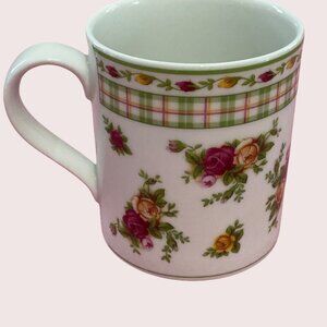 Royal Albert Old Country Roses Casual Plaid Coffe Beverage Mug  Bone China 2001